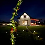 Holiday home Pod Izerskim Niebem - Kameralny Z Balia, W Sasiedztwie Swieradowa-zdroju