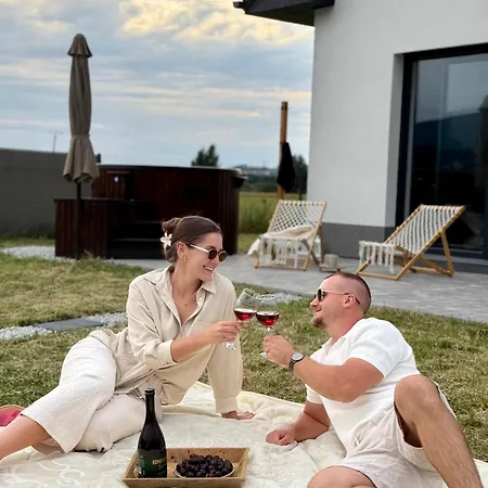 Pod Izerskim Niebem - Kameralny Z Balia, W Sasiedztwie Swieradowa-zdroju Kamien (Lwowek Slaski, Lower Silesian)