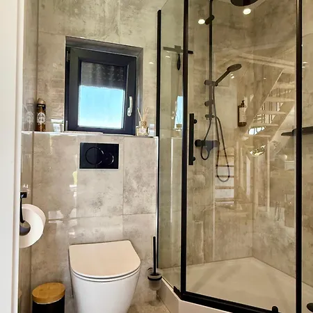 Casa de Férias Pod Izerskim Niebem - Kameralny Z Balia, W Sasiedztwie Swieradowa-zdroju *