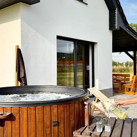 Pod Izerskim Niebem - Kameralny Z Balia, W Sasiedztwie Swieradowa-zdroju * Kamien (Lwowek Slaski, Lower Silesian)