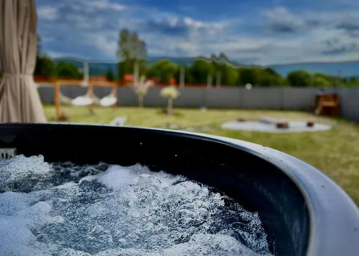 Pod Izerskim Niebem - Kameralny Z Balia, W Sasiedztwie Swieradowa-zdroju Kamien (Lwowek Slaski, Lower Silesian)