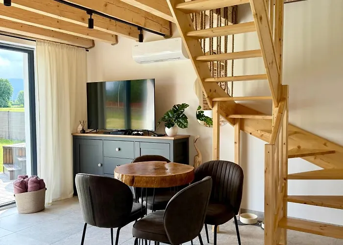 Pod Izerskim Niebem - Kameralny Z Balia, W Sasiedztwie Swieradowa-zdroju Holiday home Kamien (Lwowek Slaski, Lower Silesian)